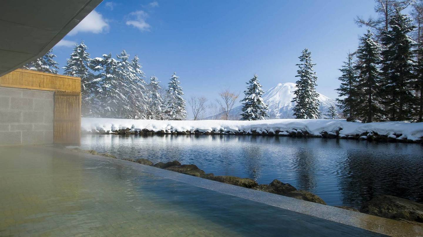 Hilton Niseko Village Winter Onsen